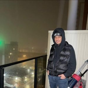 Meet your Posher, Ayman